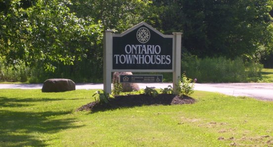 Ontario sign.JPG